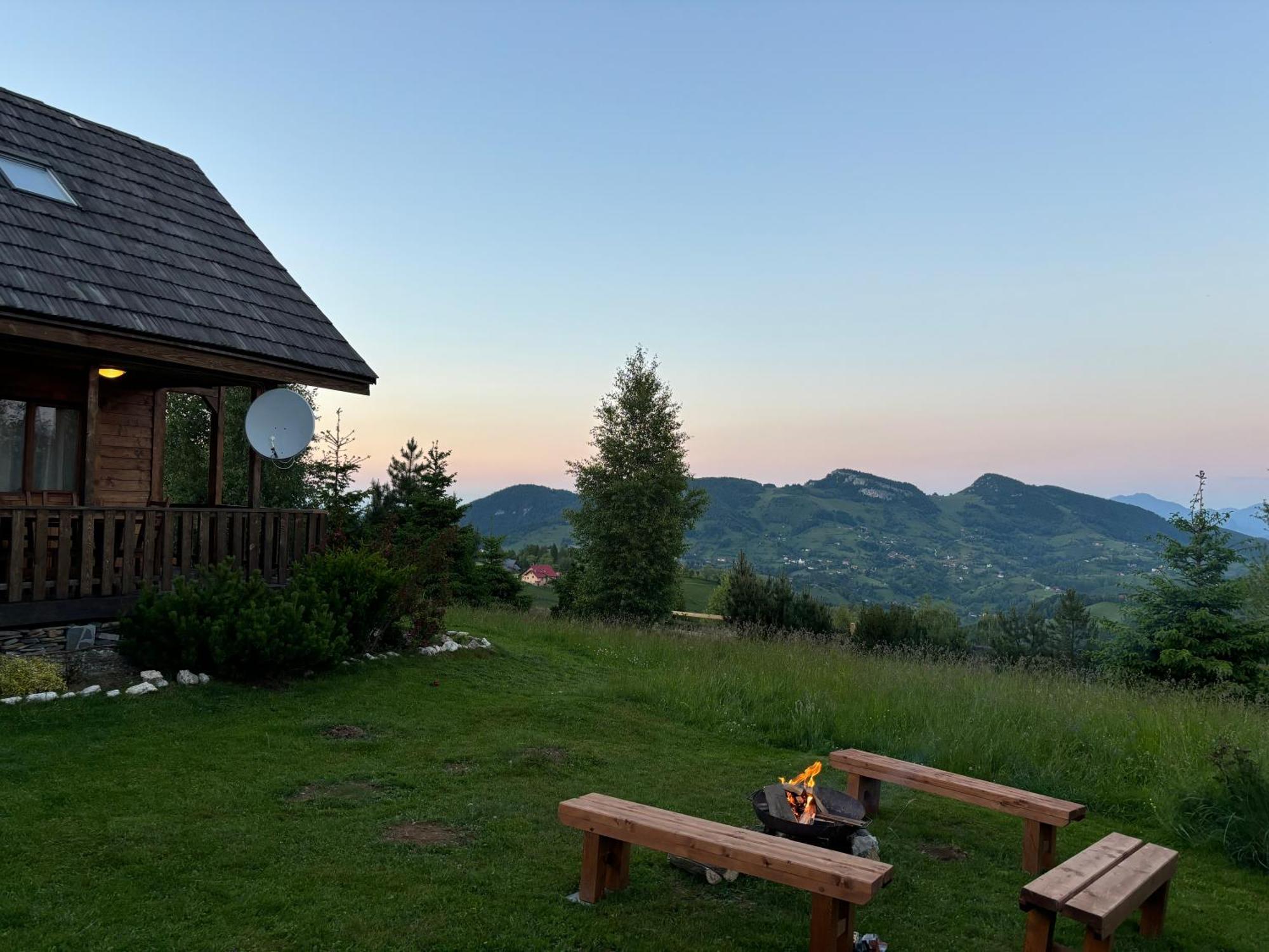 Chalet Ro Peştera Exteriör bild